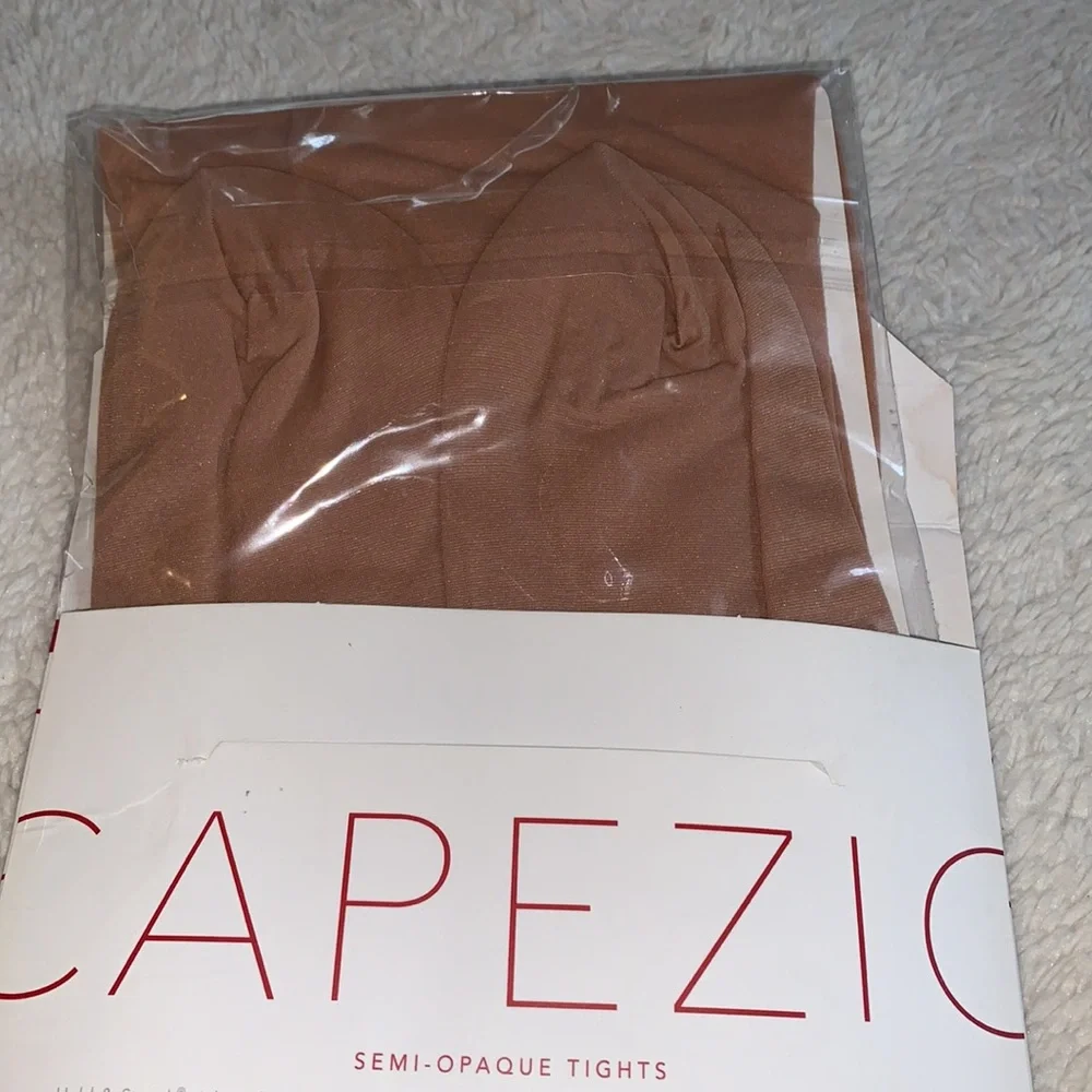 NEW Capezio Footed Tights SUN Medium Dance Skate